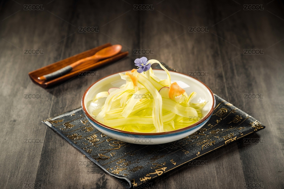 白色瓷碗里的高湯萵筍切片（主預覽-3919646） - 未分類 - 站酷設計師濤麟攝影原創(chuàng)素材 - 站酷ZCOOL