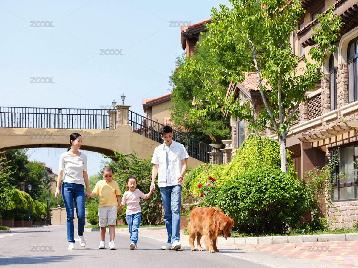 快樂的四口之家在戶外遛狗（主預(yù)覽-8542229） - 未分類 - 站酷設(shè)計師capacapa原創(chuàng)素材 - 站酷ZCOOL