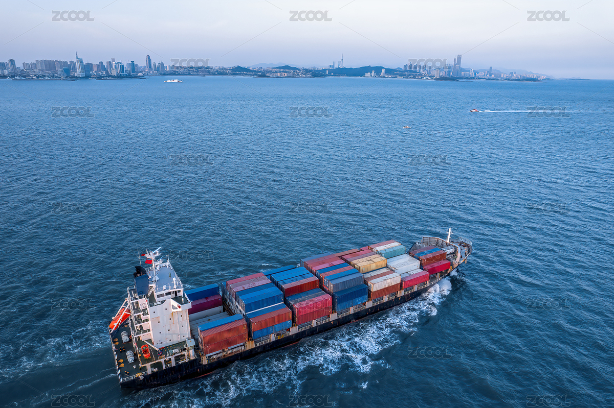 一艘貨船通過(guò)港口的鳥(niǎo)瞰圖（主預(yù)覽-152148） - 未分類(lèi) - 站酷設(shè)計(jì)師feichangbaoquan原創(chuàng)素材 - 站酷ZCOOL