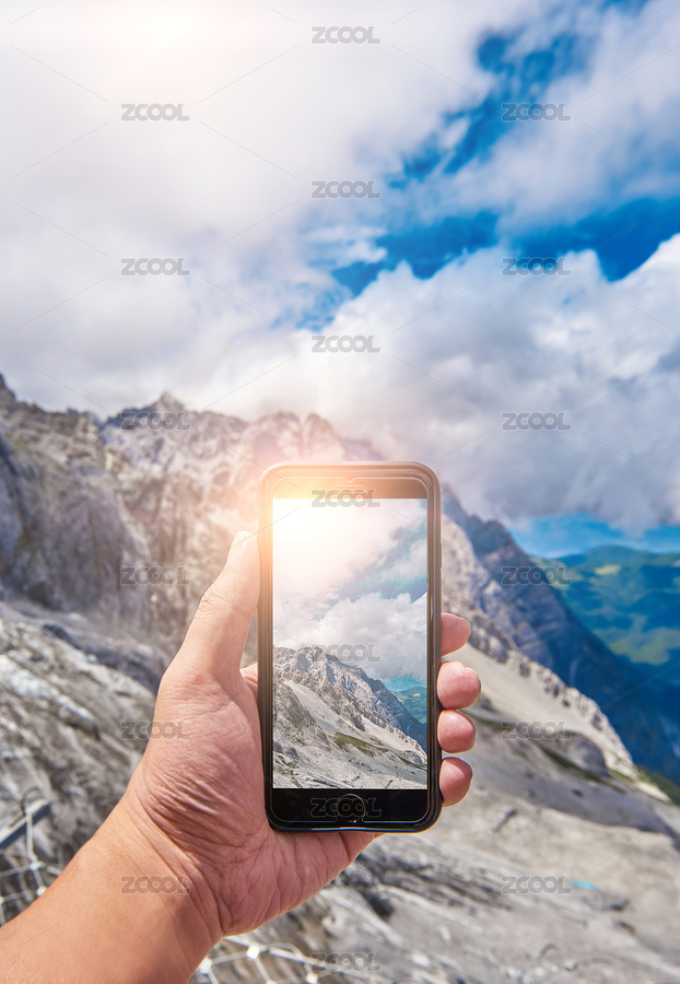 在高原上用移動電話拍攝美麗的景色（主預覽-5154838） - 未分類 - 站酷設(shè)計師攝影師TIM原創(chuàng)素材 - 站酷ZCOOL