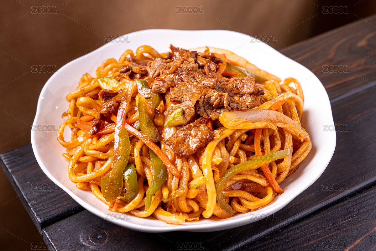 美味的牛肉炒拉面（主預(yù)覽-6181925） - 未分類 - 站酷設(shè)計師渡清美食攝影原創(chuàng)素材 - 站酷ZCOOL