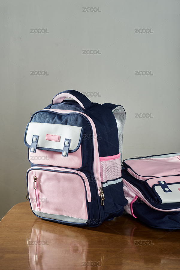 護(hù)脊減負(fù)雙肩包防水學(xué)生書包（主預(yù)覽-11177179） - 未分類 - 站酷設(shè)計師蔚藍(lán)的白日夢原創(chuàng)素材 - 站酷ZCOOL