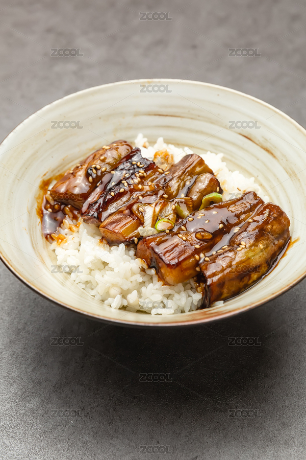 一碗蒲燒茄子蓋飯?zhí)貙懀ㄖ黝A(yù)覽-7976230） - 未分類 - 站酷設(shè)計(jì)師juntone77原創(chuàng)素材 - 站酷ZCOOL