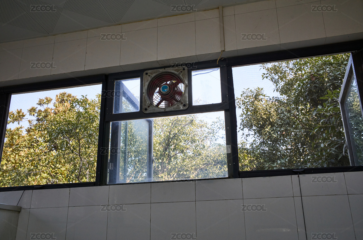 瓷砖墙面窗户上的换气排风扇（主预览-3725832） - 未分类 - 站酷设计师蔚蓝的白日梦原创素材 - 站酷ZCOOL