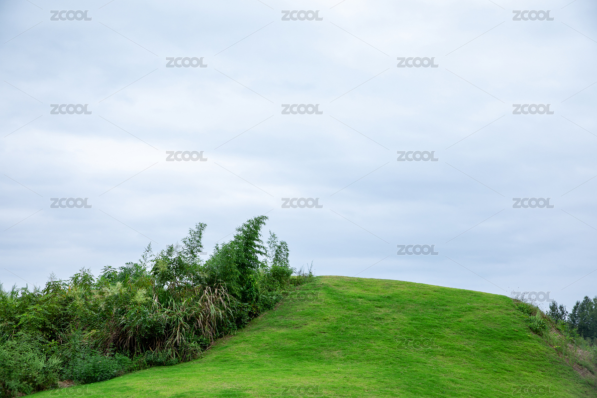 天空下一塊長滿綠草的小山坡（主預(yù)覽-3067117） - 未分類 - 站酷設(shè)計師黃沙印象原創(chuàng)素材 - 站酷ZCOOL