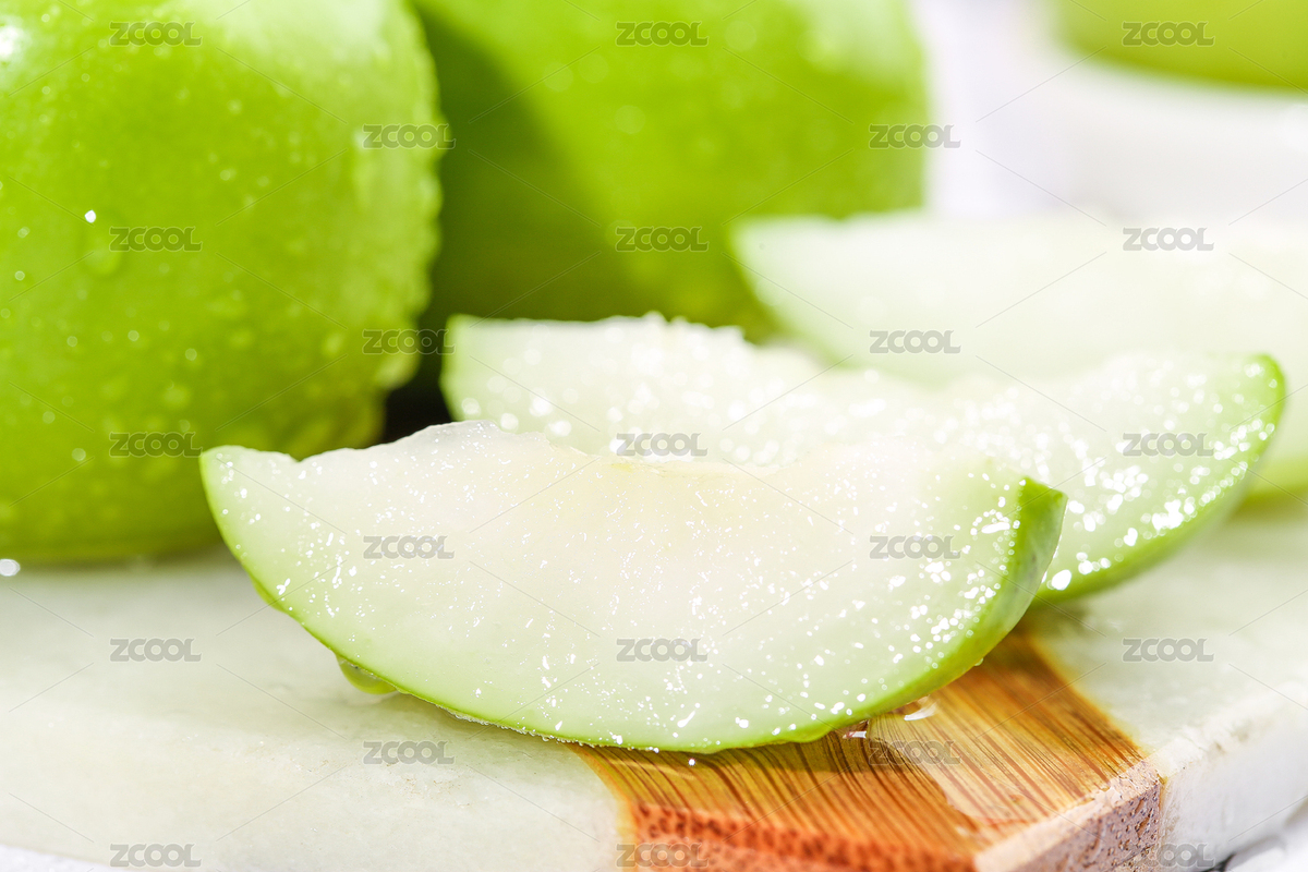 石墊上放著大青棗和切塊的脆甜牛奶棗（主預(yù)覽-7806495） - 未分類 - 站酷設(shè)計(jì)師PAOPAO攝影工作室原創(chuàng)素材 - 站酷ZCOOL