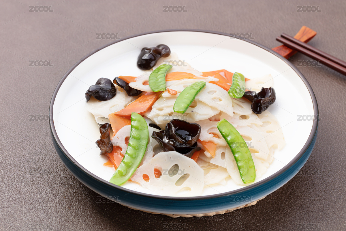 白盤里的清炒郴胡蘿卜豌豆片蓮藕片（主預(yù)覽-1635183） - 未分類 - 站酷設(shè)計師紅狐貍攝影工作室原創(chuàng)素材 - 站酷ZCOOL