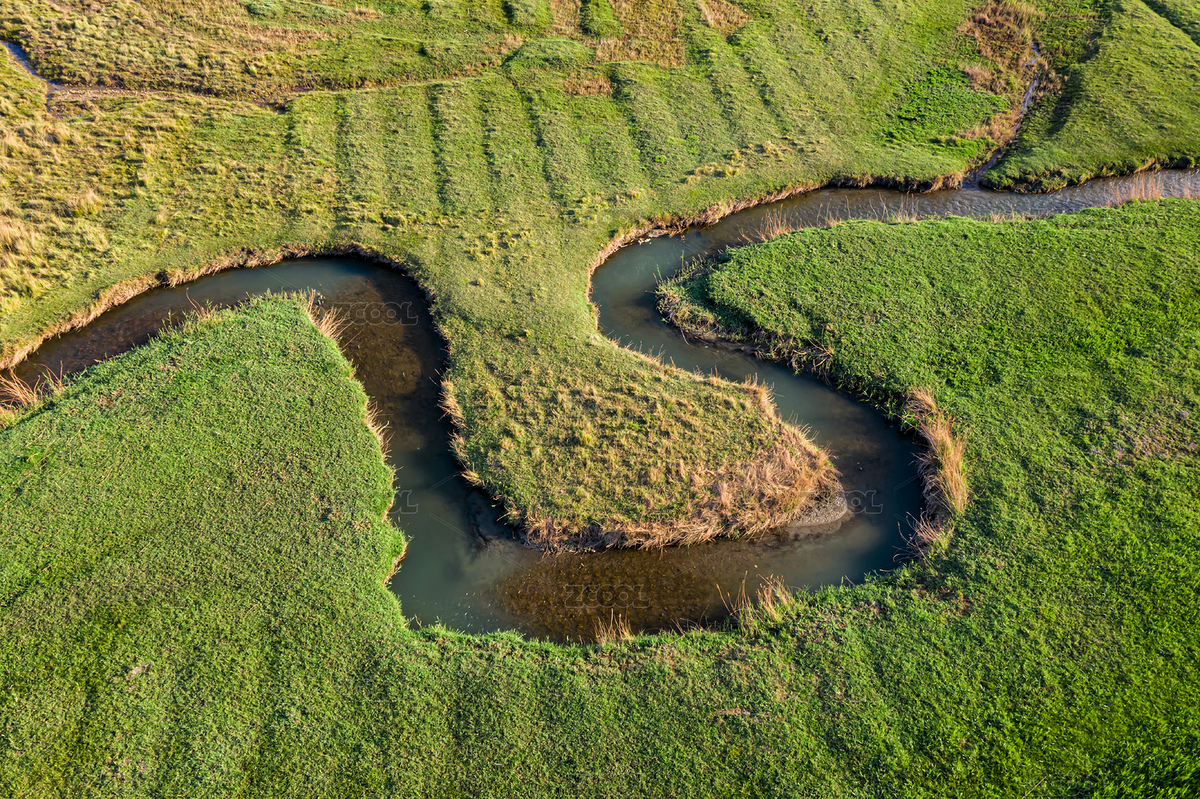 蜿蜒小河（主预览-7238735） - 未分类 - 站酷设计师酒泉好摄之徒原创素材 - 站酷ZCOOL
