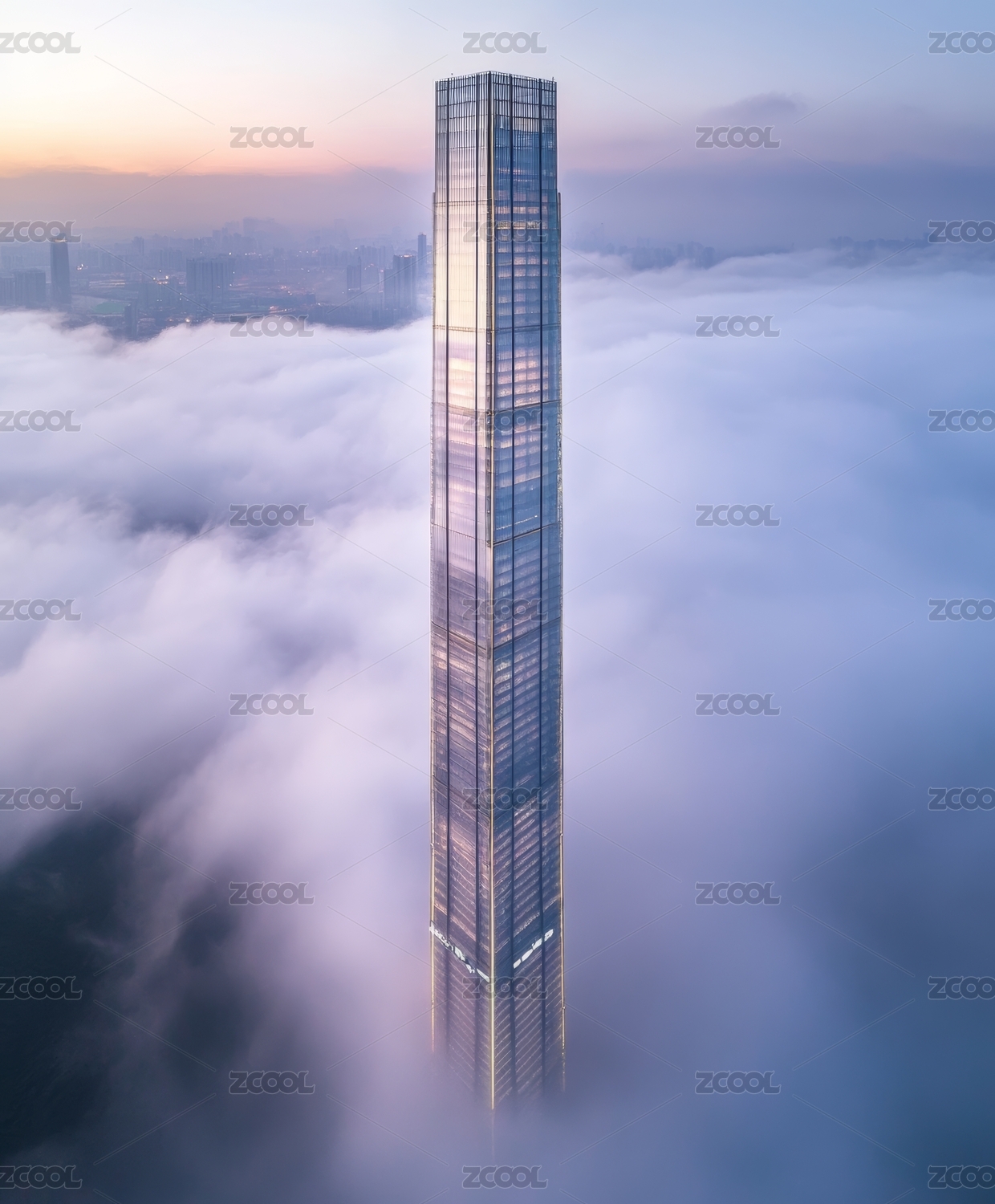 城市中的摩天大楼与云海