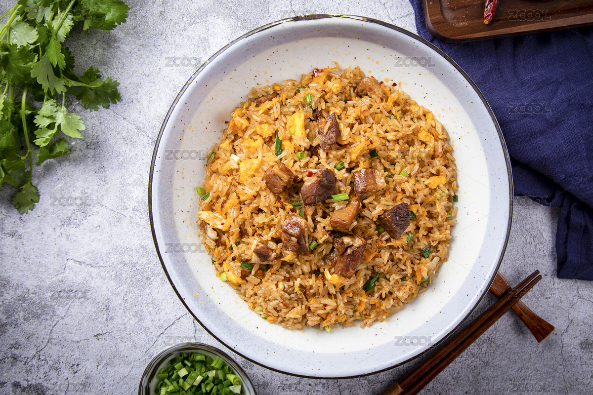 灰色底紋下的一碗牛肉粒炒飯（主預(yù)覽-3021231） - 未分類 - 站酷設(shè)計師三其攝影原創(chuàng)素材 - 站酷ZCOOL