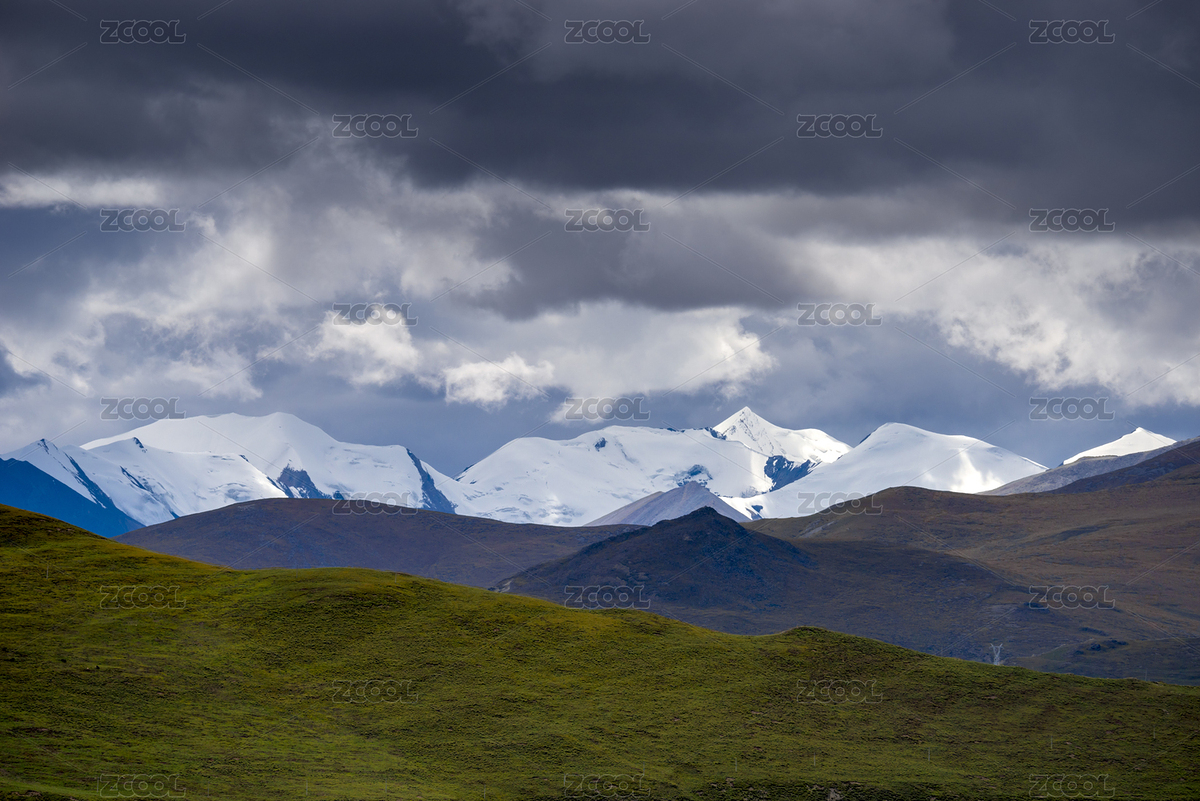 羊卓雍錯旁的寧金抗沙峰（主預覽-1920155） - 未分類 - 站酷設(shè)計師淺笑知秋原創(chuàng)素材 - 站酷ZCOOL