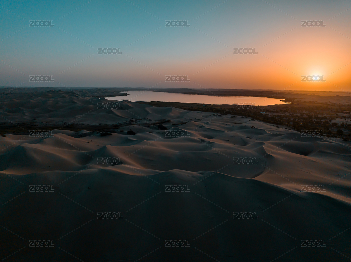 中國(guó)新疆塔里木盆地沙漠落日余暉（主預(yù)覽-9065618） - 未分類 - 站酷設(shè)計(jì)師飛云229原創(chuàng)素材 - 站酷ZCOOL