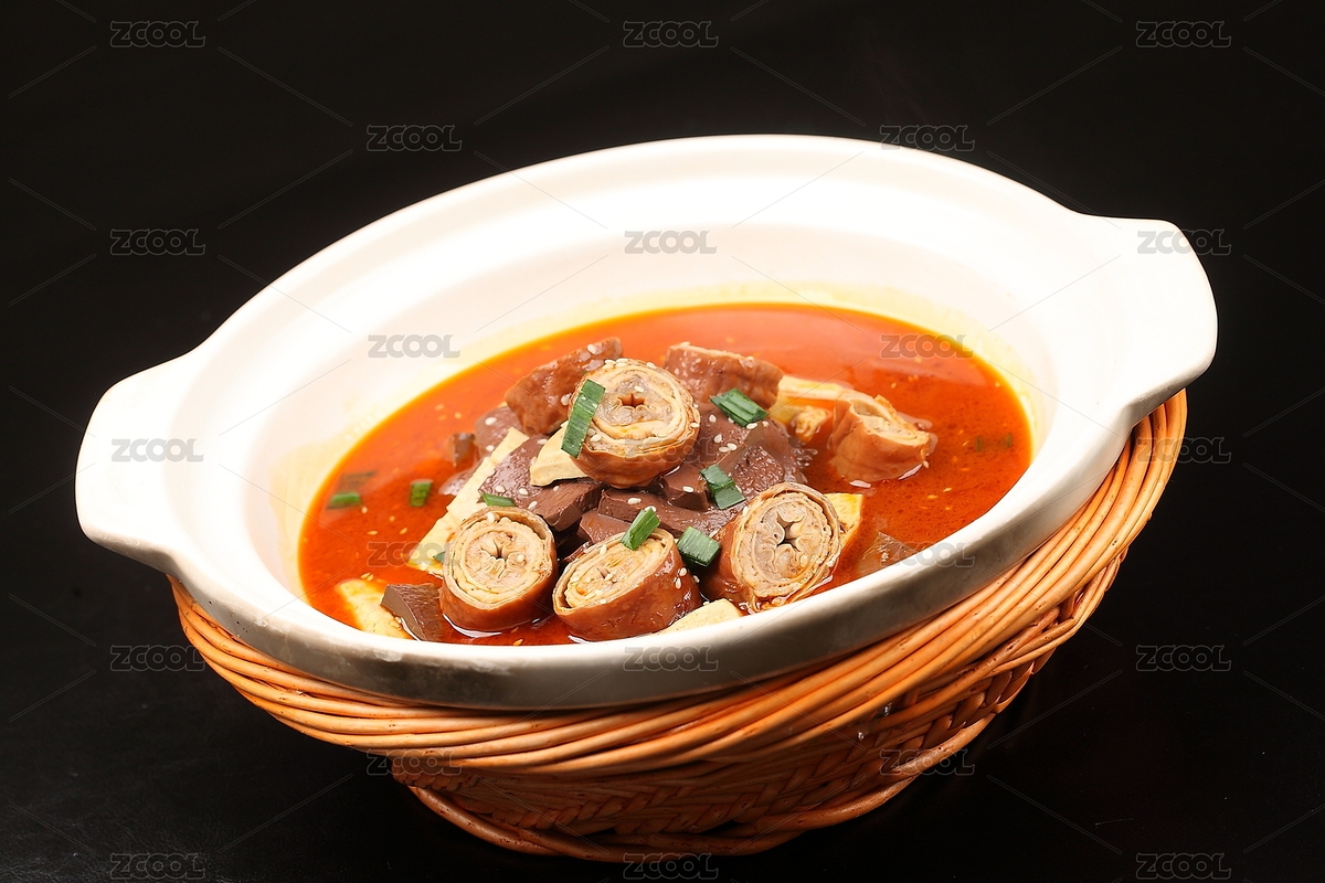 中國(guó)上海的一道熱菜——臭豆腐鴨血煮大腸（主預(yù)覽-8942466） - 未分類 - 站酷設(shè)計(jì)師醉美中國(guó)菜原創(chuàng)素材 - 站酷ZCOOL