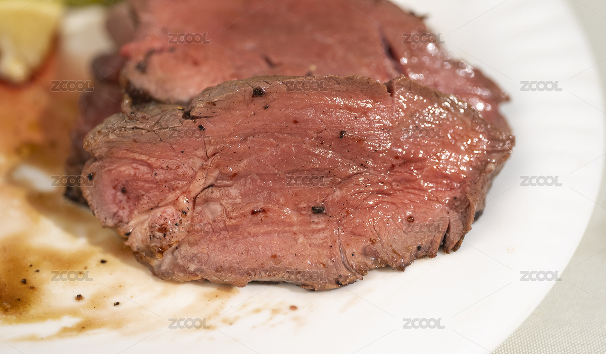 烹飪好的牛肉在盤子盤子里熟的菲力（主預(yù)覽-8507412） - 未分類 - 站酷設(shè)計(jì)師未來0001原創(chuàng)素材 - 站酷ZCOOL