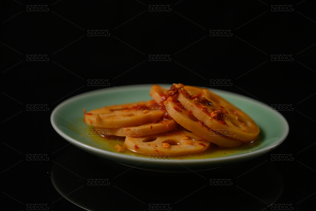 桌面上的盤子里的美味可口的香辣藕片（主預(yù)覽-9025588） - 未分類 - 站酷設(shè)計(jì)師我是小助理原創(chuàng)素材 - 站酷ZCOOL