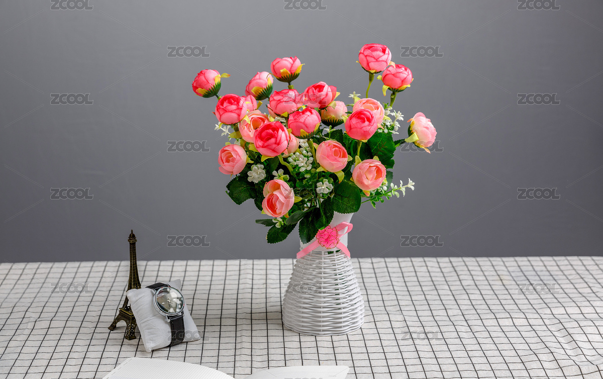 擺放在桌面上花瓶里的裝飾假花（主預(yù)覽-209944） - 未分類 - 站酷設(shè)計(jì)師lilyhello原創(chuàng)素材 - 站酷ZCOOL
