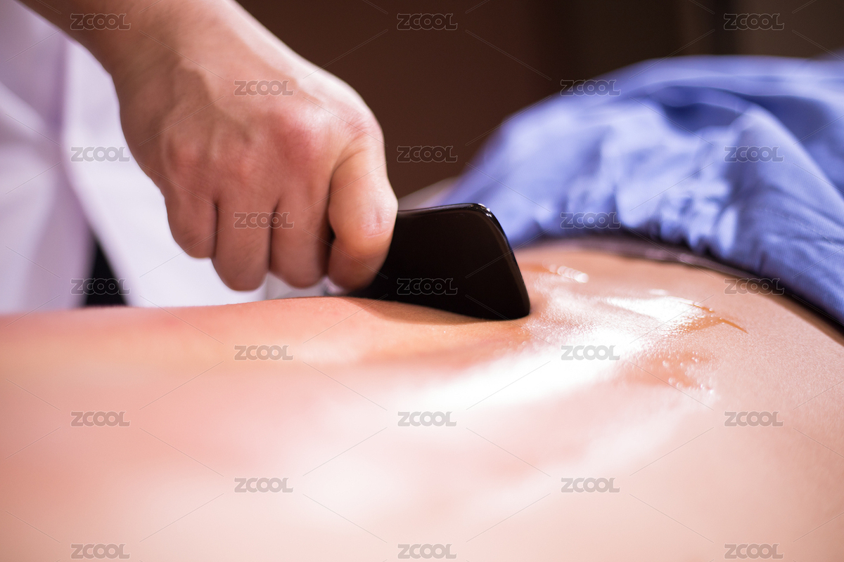 手里的純正砭石刮痧的刮痧板（主預(yù)覽-5592628） - 未分類(lèi) - 站酷設(shè)計(jì)師simon54原創(chuàng)素材 - 站酷ZCOOL