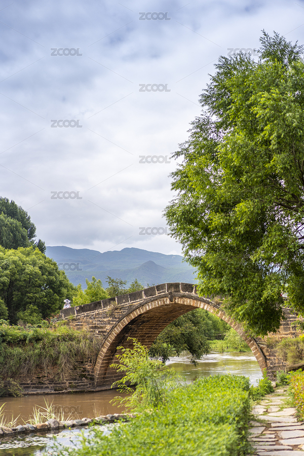 云南大理沙溪古鎮(zhèn)民居古建筑風(fēng)光（主預(yù)覽-8755414） - 未分類 - 站酷設(shè)計(jì)師樊小喆原創(chuàng)素材 - 站酷ZCOOL