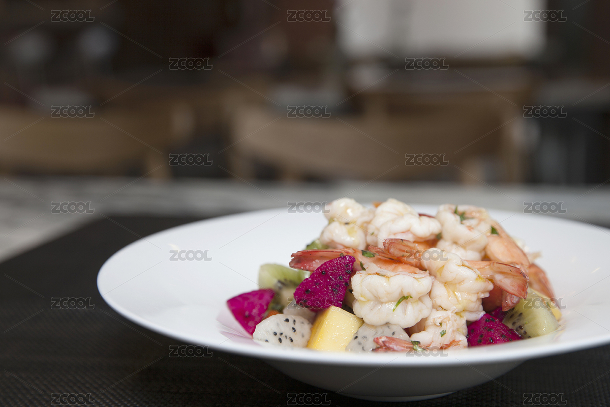 白色大盤裝著水果蝦仁沙拉（主預(yù)覽-8676971） - 未分類 - 站酷設(shè)計(jì)師我是呼啦啦原創(chuàng)素材 - 站酷ZCOOL