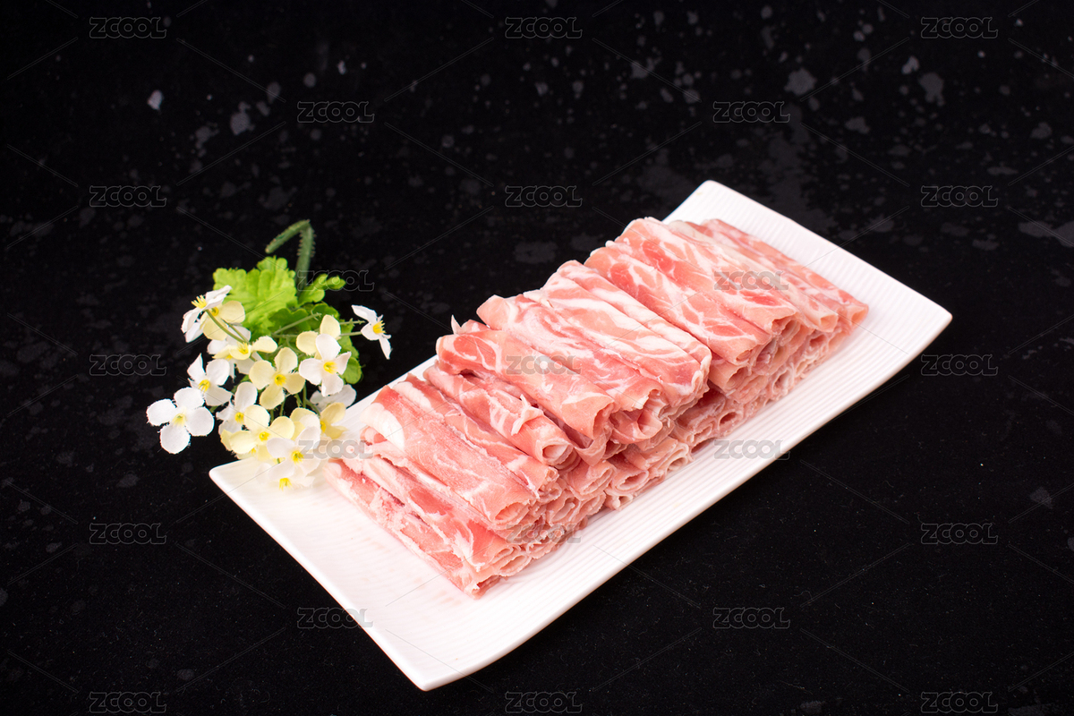 黑色背景上白色瓷盤里的肉卷（主預(yù)覽-7549311） - 未分類 - 站酷設(shè)計師曄希原創(chuàng)素材 - 站酷ZCOOL