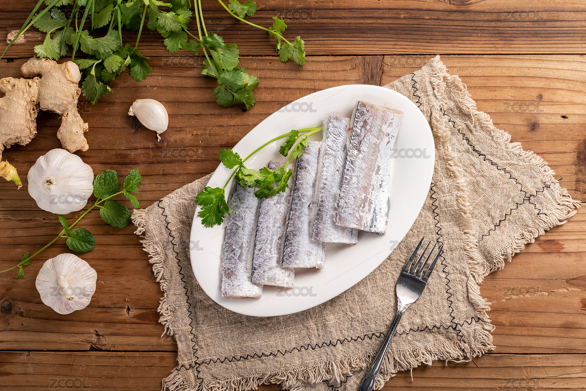 木板背景上新鮮帶魚段（主預(yù)覽-4232211） - 未分類 - 站酷設(shè)計(jì)師眾目攝影設(shè)計(jì)原創(chuàng)素材 - 站酷ZCOOL