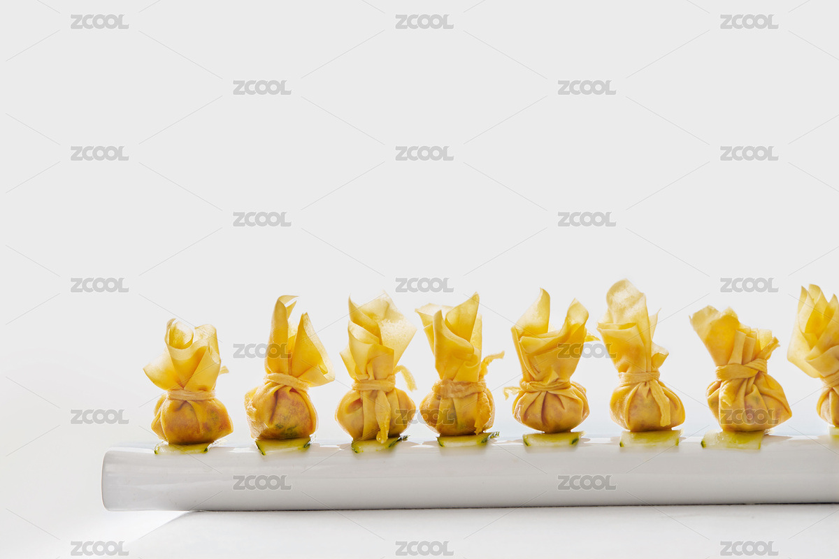 精致擺拍的手工石榴包（主預(yù)覽-1863408） - 未分類 - 站酷設(shè)計(jì)師Mrsimple0115原創(chuàng)素材 - 站酷ZCOOL