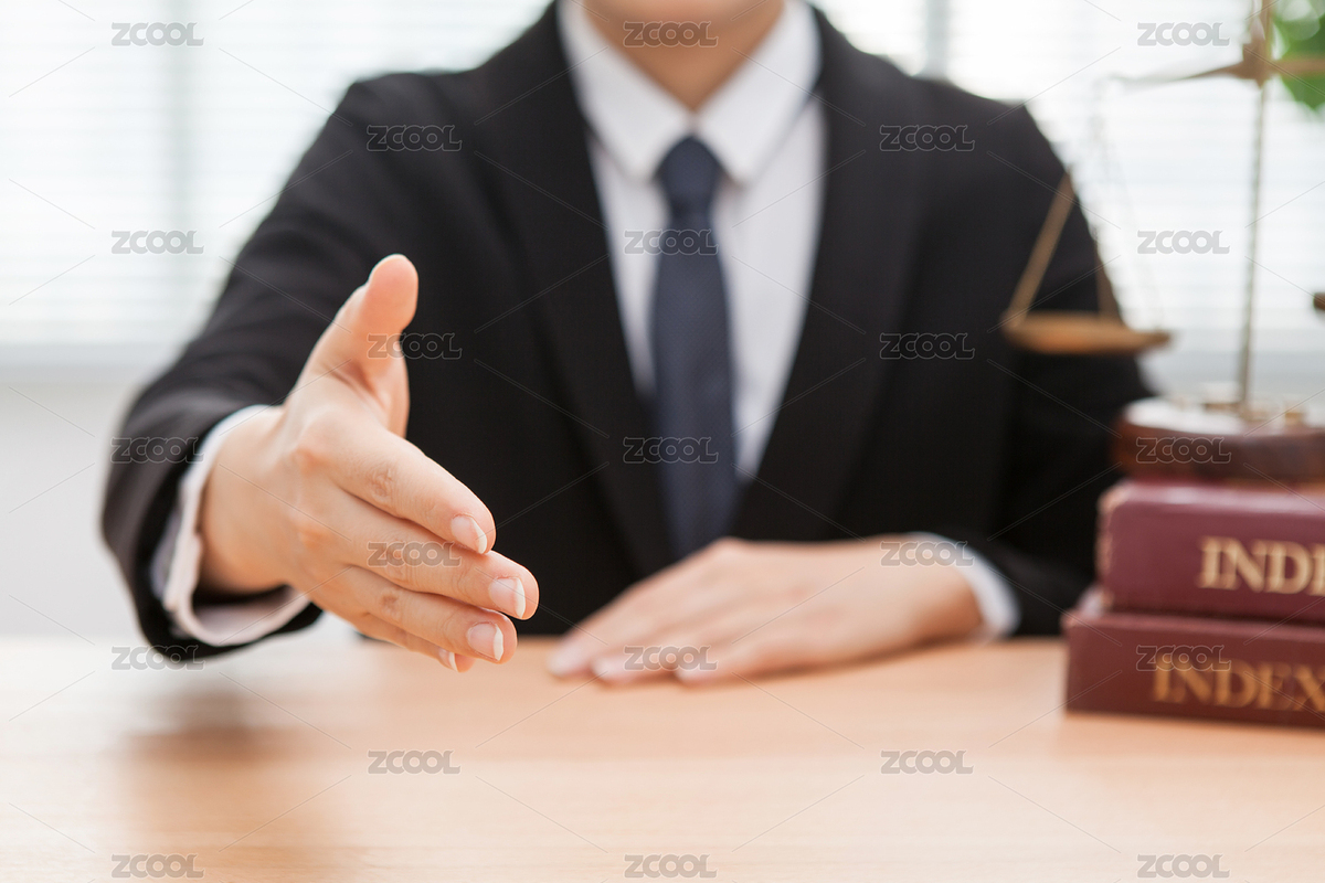 辦公室內(nèi)律師正要伸手握手的特寫（主預(yù)覽-972772） - 未分類 - 站酷設(shè)計(jì)師zhane_luk原創(chuàng)素材 - 站酷ZCOOL