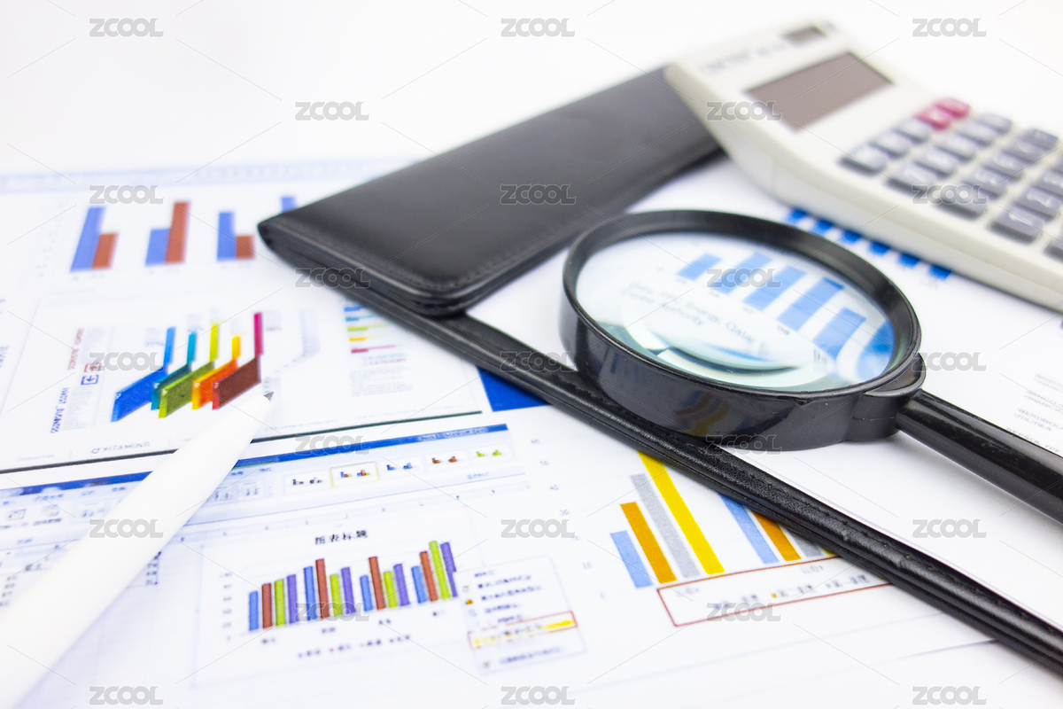 桌子上放著圖表和計算器及放大鏡（主預(yù)覽-7760083） - 未分類 - 站酷設(shè)計師superbao0406原創(chuàng)素材 - 站酷ZCOOL