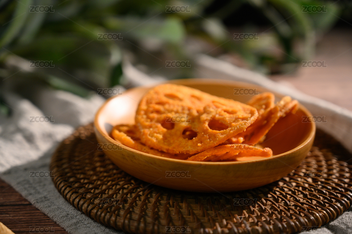 桌面上的盤子里的美味可口香辣脆藕片（主預(yù)覽-9026951） - 未分類 - 站酷設(shè)計(jì)師我是小助理原創(chuàng)素材 - 站酷ZCOOL