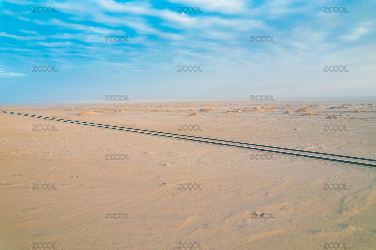 中國新疆若羌縣G315國道與西和高速公路（主預(yù)覽-8591507） - 未分類 - 站酷設(shè)計師陳小羊Timeline原創(chuàng)素材 - 站酷ZCOOL