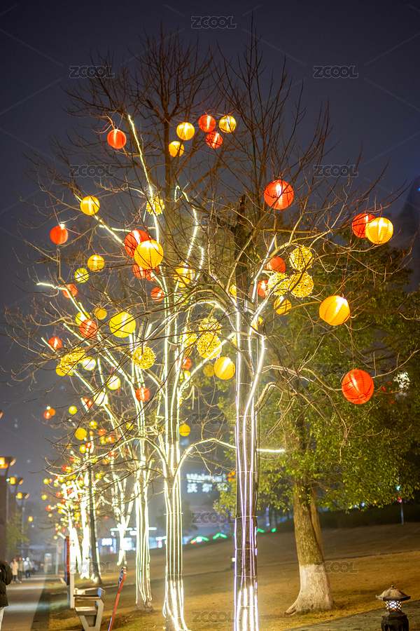 掛滿燈籠的樹春節(jié)燈飾背景（主預(yù)覽-1360474） - 未分類 - 站酷設(shè)計(jì)師風(fēng)暴麗麗原創(chuàng)素材 - 站酷ZCOOL