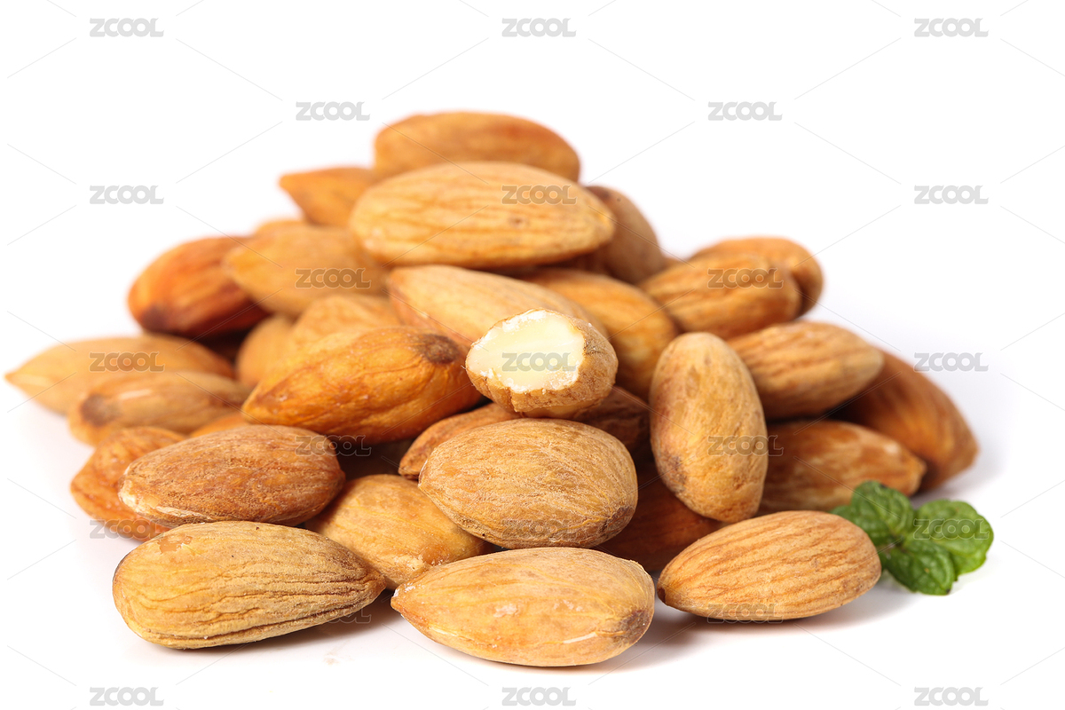 白底上放着一堆加州巴旦木仁（主预览-6402418） - 未分类 - 站酷设计师PAOPAO摄影工作室原创素材 - 站酷ZCOOL
