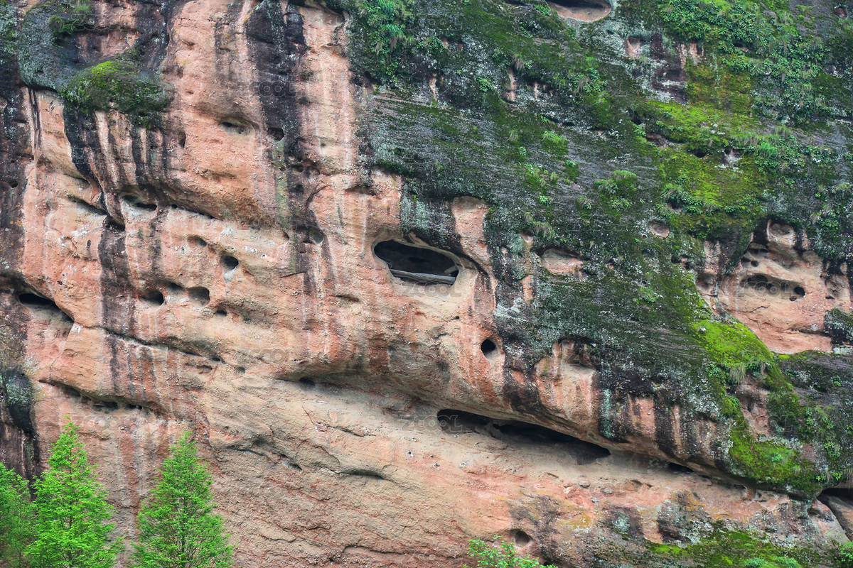 江西鷹潭龍虎山瀘溪河絕壁上的懸棺洞穴（主預覽-5477915） - 未分類 - 站酷設計師音樂星空在蘇州原創(chuàng)素材 - 站酷ZCOOL