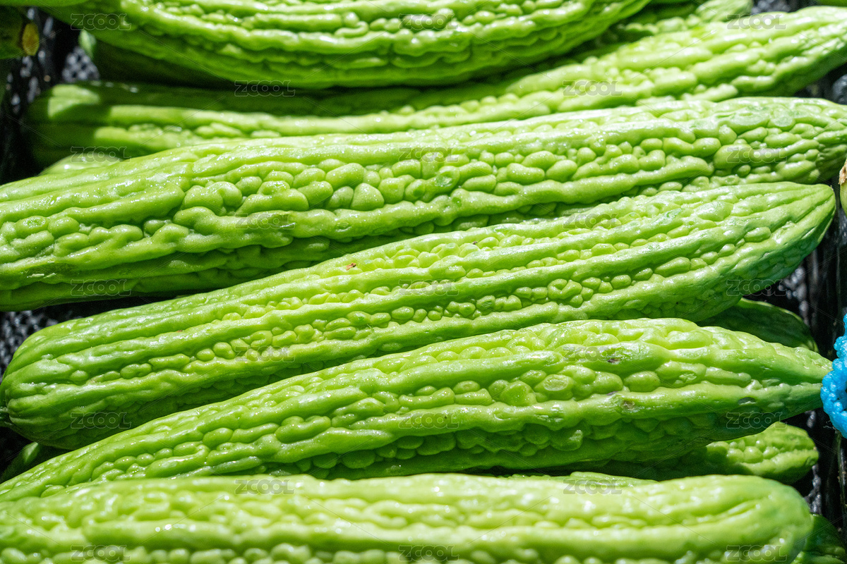 市場(chǎng)里的新鮮苦瓜（主預(yù)覽-8923108） - 未分類 - 站酷設(shè)計(jì)師平和的總是美好的原創(chuàng)素材 - 站酷ZCOOL