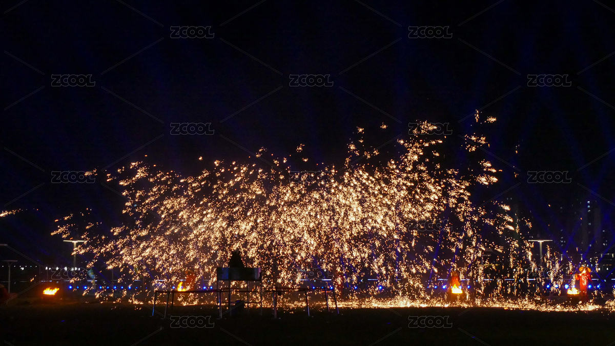 打鐵花表演（主預(yù)覽-9509174） - 未分類 - 站酷設(shè)計(jì)師JLs0zfZTOI原創(chuàng)素材 - 站酷ZCOOL