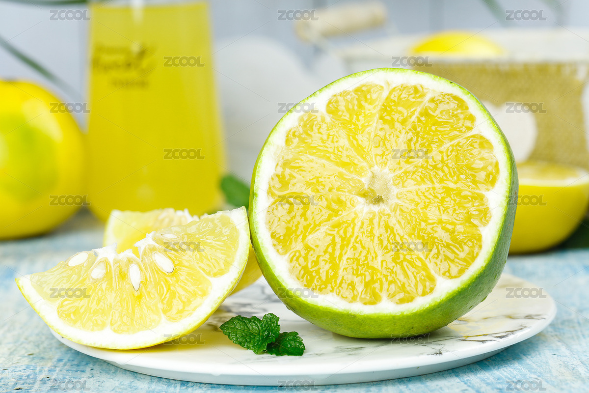 盤(pán)子里放著切面的葡萄柚（主預(yù)覽-6338820） - 未分類(lèi) - 站酷設(shè)計(jì)師PAOPAO攝影工作室原創(chuàng)素材 - 站酷ZCOOL