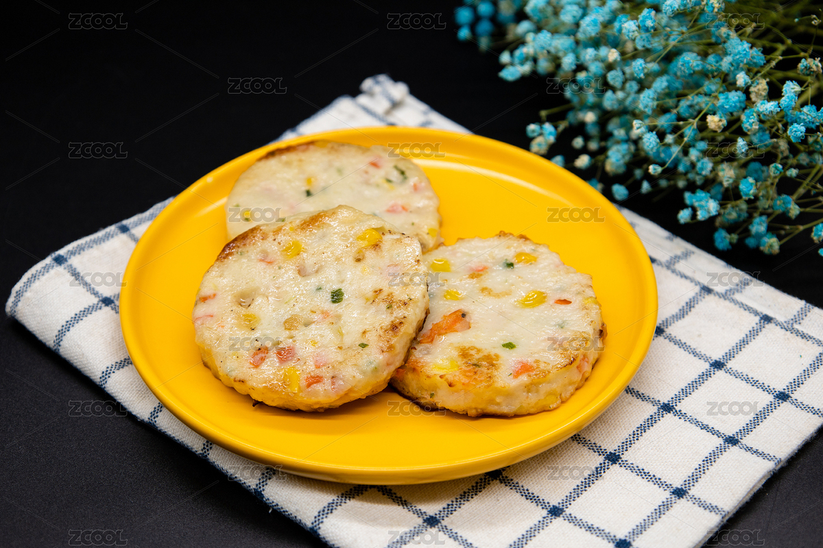 黑色背景營養(yǎng)早餐香煎果蔬蝦餅（主預(yù)覽-7109366） - 未分類 - 站酷設(shè)計師范范0809原創(chuàng)素材 - 站酷ZCOOL