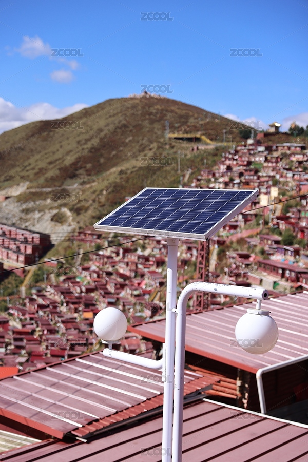 色達(dá)五明佛學(xué)院的光伏板太陽能路燈（主預(yù)覽-12283086） - 未分類 - 站酷設(shè)計(jì)師初小夏夏原創(chuàng)素材 - 站酷ZCOOL