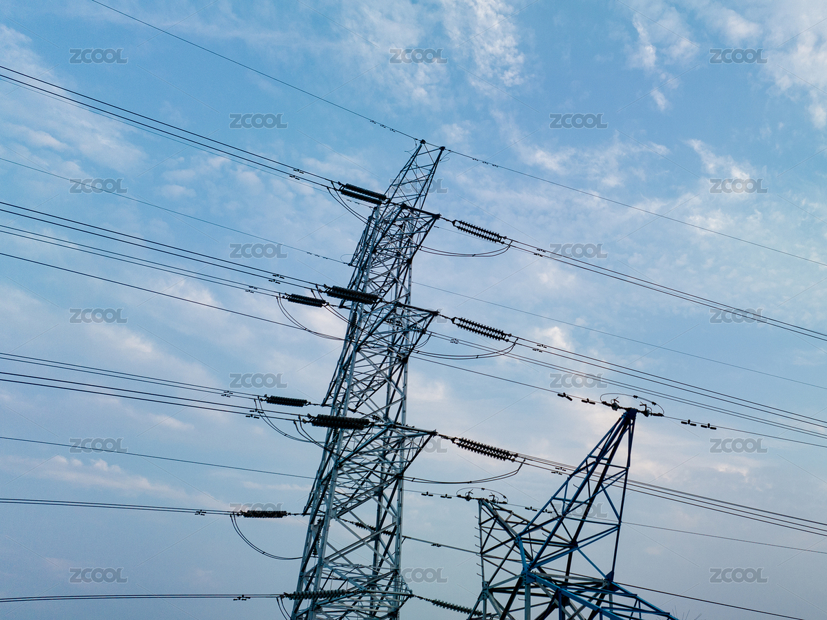藍(lán)天背景下的高壓供電線路（主預(yù)覽-7110207） - 未分類 - 站酷設(shè)計(jì)師攝影師慢速航班原創(chuàng)素材 - 站酷ZCOOL