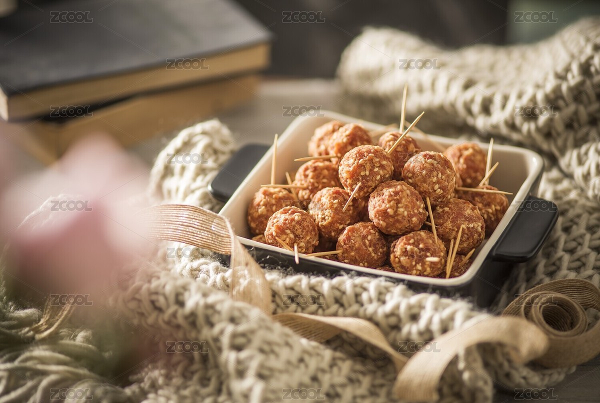 熟食牙簽肉丸（主預(yù)覽-5437723） - 未分類(lèi) - 站酷設(shè)計(jì)師SuniWang原創(chuàng)素材 - 站酷ZCOOL