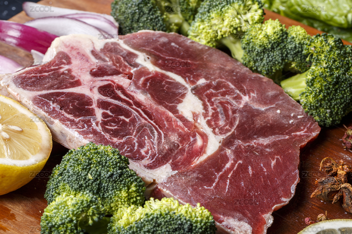 后牛腱肉擺放在木質(zhì)砧板上（主預(yù)覽-8908477） - 未分類(lèi) - 站酷設(shè)計(jì)師藍(lán)太陽(yáng)TNT原創(chuàng)素材 - 站酷ZCOOL