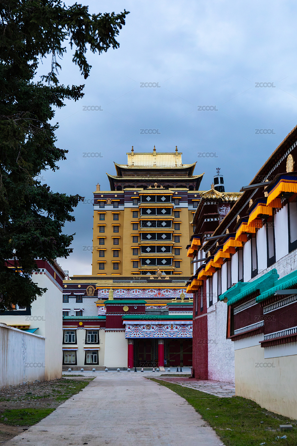 四川阿壩各莫寺輝煌高大的藏傳佛教建筑（主預(yù)覽-9331403） - 未分類 - 站酷設(shè)計師pseudo_djq原創(chuàng)素材 - 站酷ZCOOL