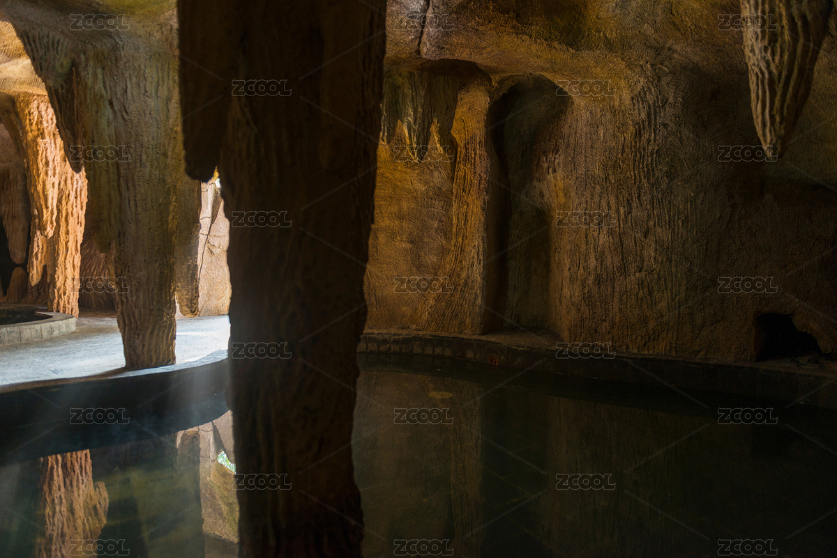 光线穿过天然溶洞内的温泉浴池（主预览-8787218） - 未分类 - 站酷设计师蔚蓝的白日梦原创素材 - 站酷ZCOOL