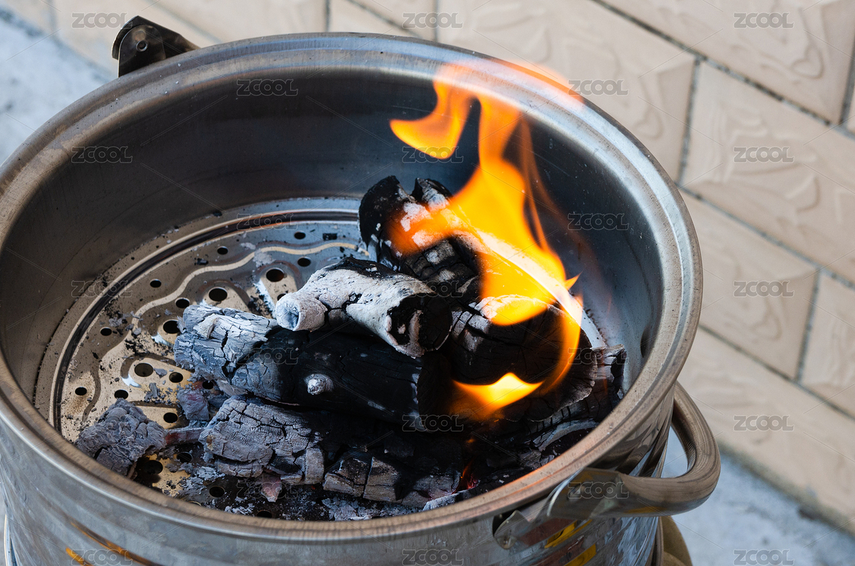 一盆正在燃烧的炭火（主预览-5578145） - 未分类 - 站酷设计师今日吃鱼原创素材 - 站酷ZCOOL
