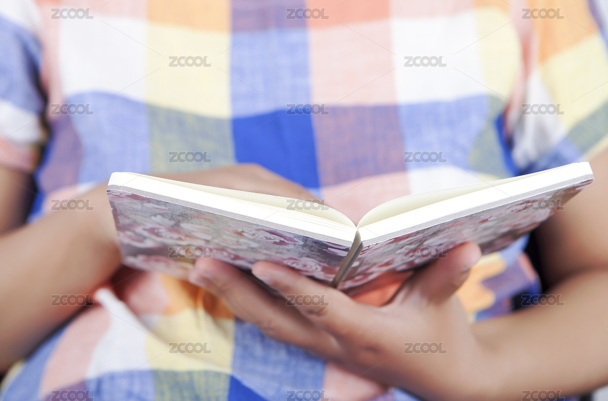 查看日記本的女孩（主預覽-9108542） - 未分類 - 站酷設計師小羽怪原創(chuàng)素材 - 站酷ZCOOL