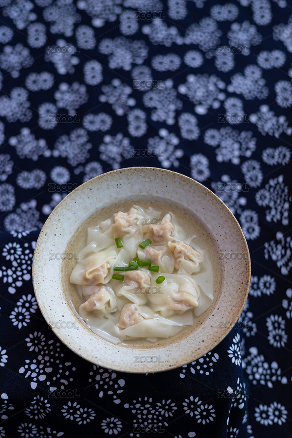 暗色花布背景上的沙縣扁食（主預(yù)覽-6143450） - 未分類 - 站酷設(shè)計(jì)師拾光漫漫原創(chuàng)素材 - 站酷ZCOOL