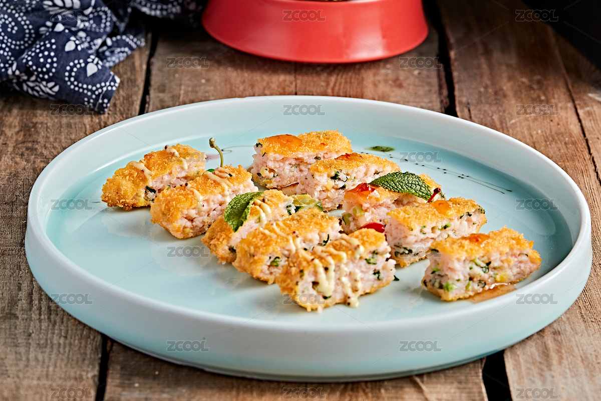 青色瓷盤裝的油炸黃金蝦餅（主預(yù)覽-819870） - 未分類 - 站酷設(shè)計(jì)師藍(lán)太陽TNT原創(chuàng)素材 - 站酷ZCOOL