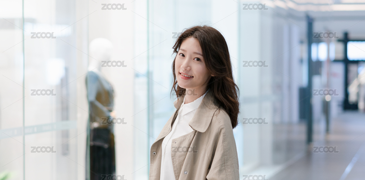 年轻的女士在实体商场里逛街（主预览-1408072） - 未分类 - 站酷设计师橘猫Mia原创素材 - 站酷ZCOOL