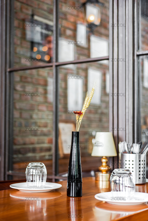 餐廳飲食文化，西餐桌上擺放的餐具（主預覽-8150359） - 未分類 - 站酷設(shè)計師城森創(chuàng)意原創(chuàng)素材 - 站酷ZCOOL