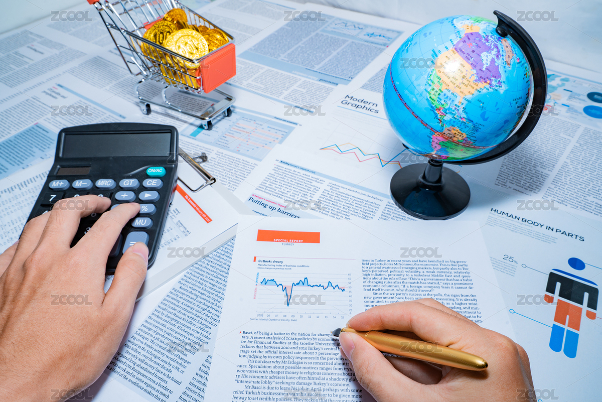 財務(wù)報表圖表金融人士第一人稱手拿著本查看著理財投資開銷花銷計劃（主預(yù)覽-448400） - 未分類 - 站酷設(shè)計師D123D4原創(chuàng)素材 - 站酷ZCOOL